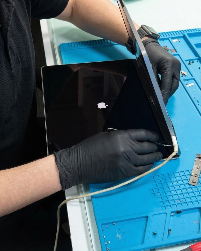 reparación de macbook profesional en quito fhonix